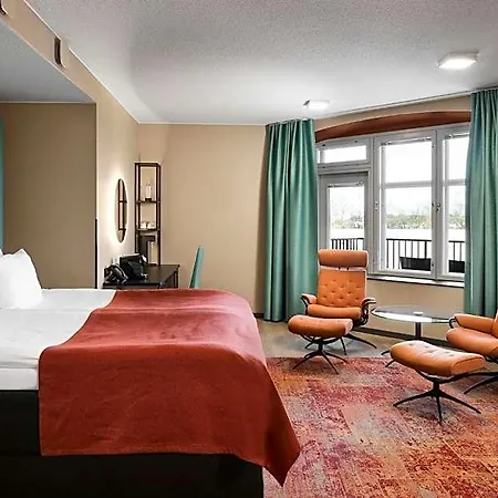 Kakola Hotel